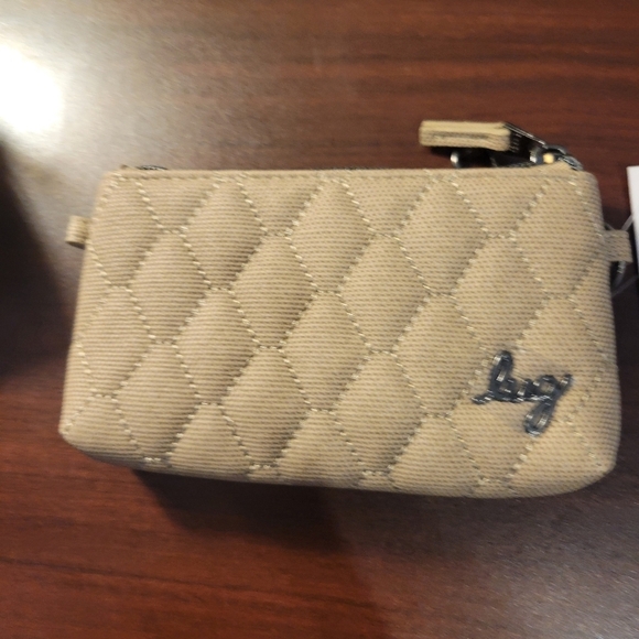 NWT- LUG - METRO XL MATTE LUXE VL ID POUCH > Sand with Boquet Cream inter - Picture 2 of 4